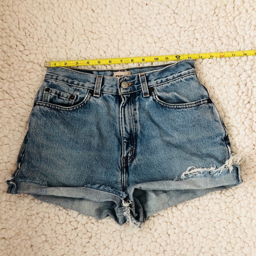 Vintage high waisted Levi cutoffs